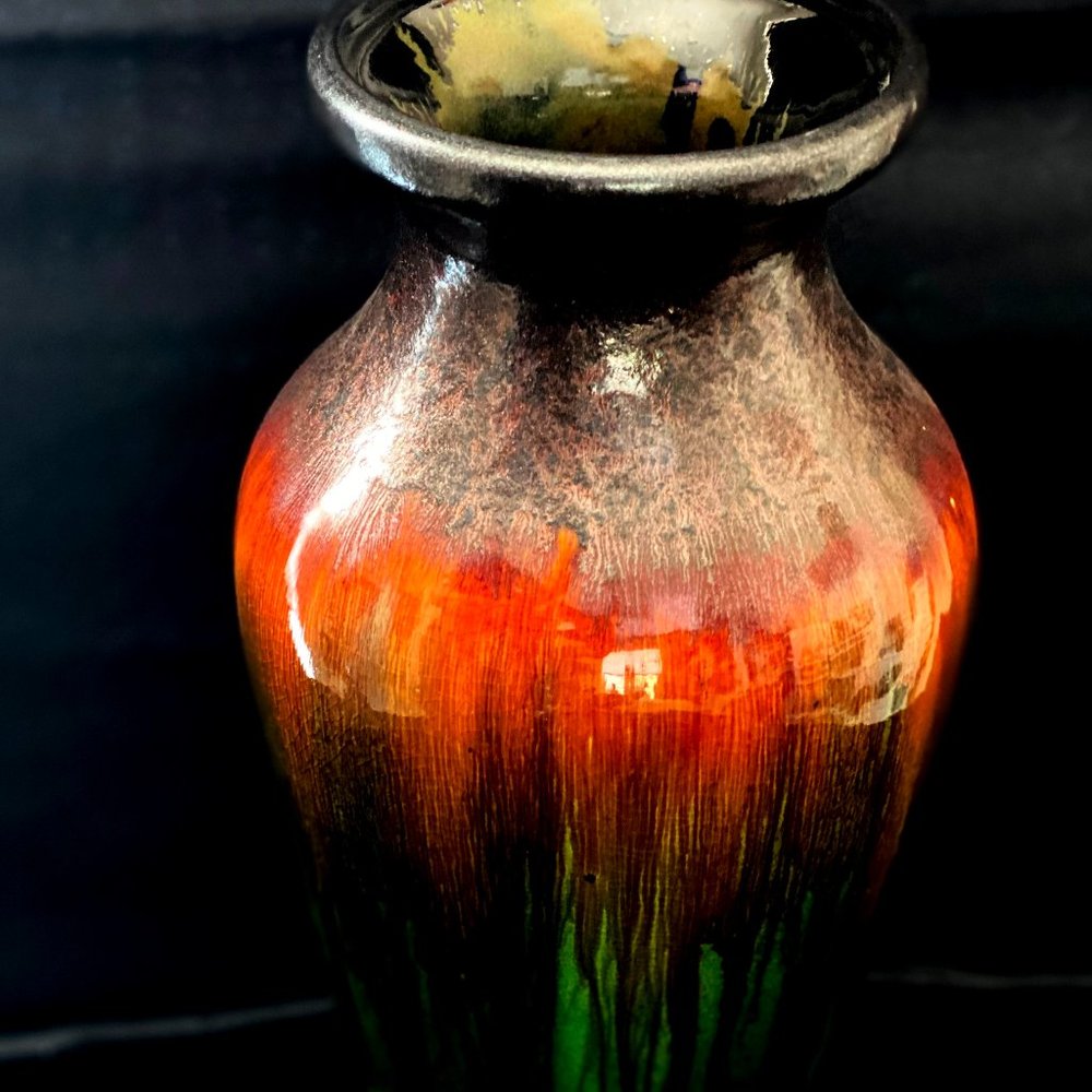 Elegant Expression - Ceramic Vase